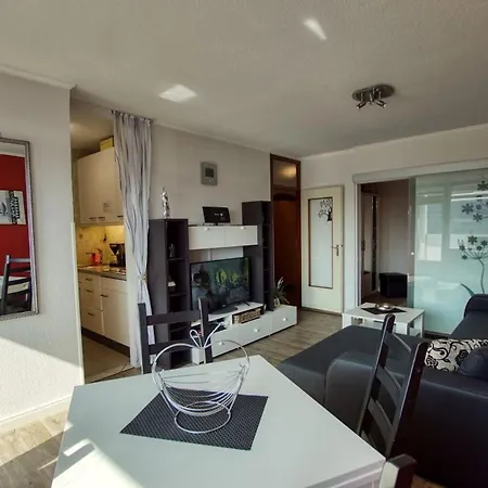 - Haus A, App 0a0408 Apartment *