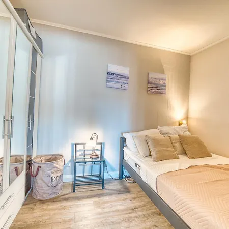 - Haus A, App 0a0408 아파트 *