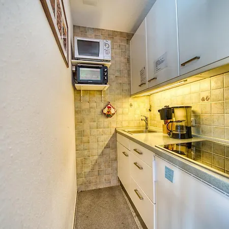 - Haus A, App 0a0408 아파트