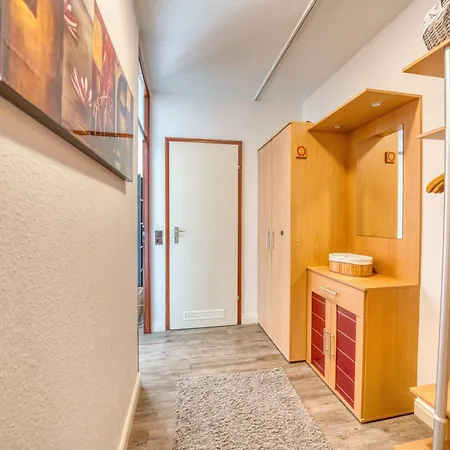 - Haus A, App 0a0408 하일리겐하펜